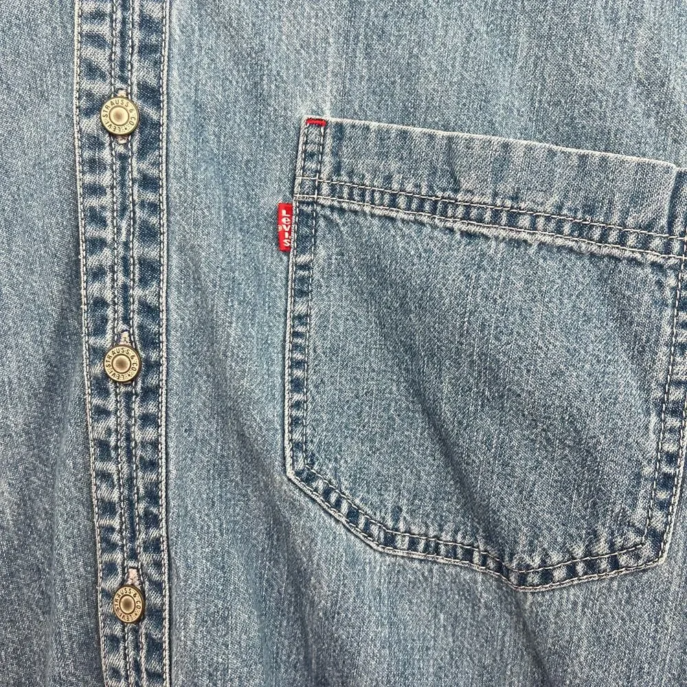 Vintage Levi's Red Tab Denim Button-Down Shirt L Western Cowboy Core Workwear
